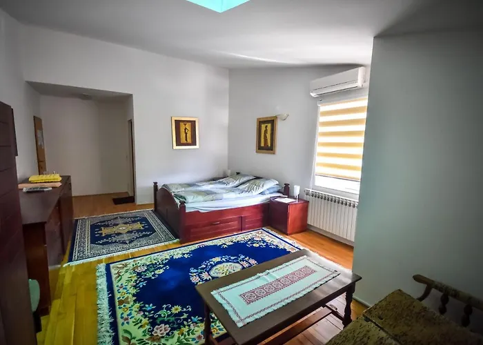 Old Town 招待所 *